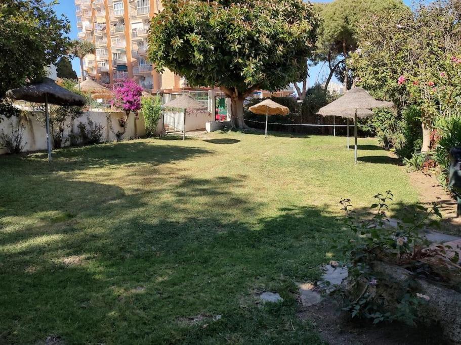 Piscis Beach Apartment 贝纳尔马德纳 外观 照片